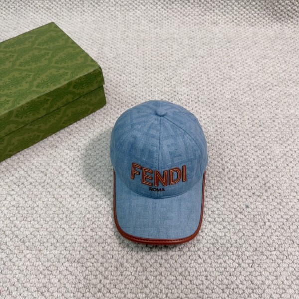 Streetwear Hat Fendi 329340