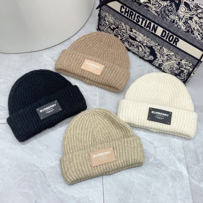 Streetwear Hat BURBERRY 329399