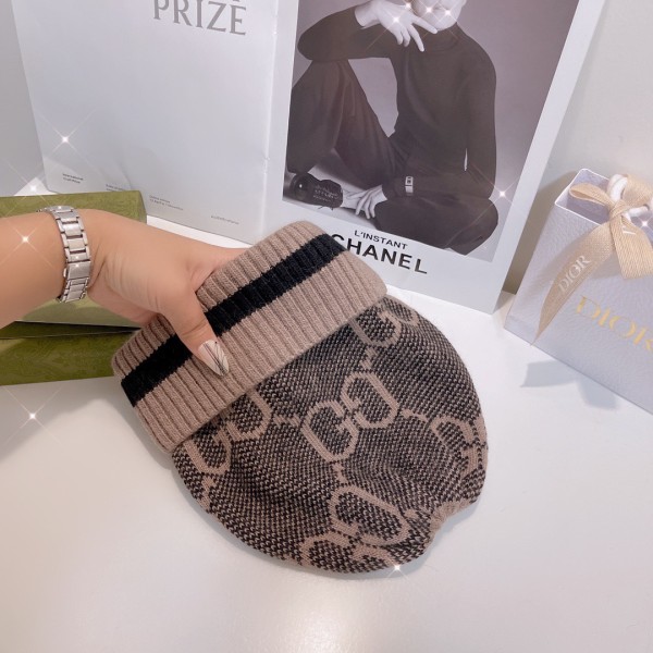 Streetwear Hat GUCCI 329386