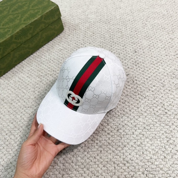 Streetwear Hat Gucci 329349