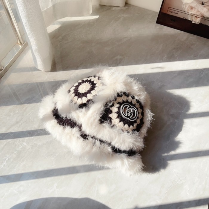 Streetwear Hat Gucci 329415