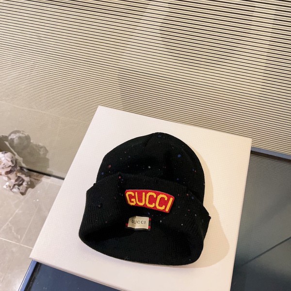 Streetwear Hat Gucci 329368