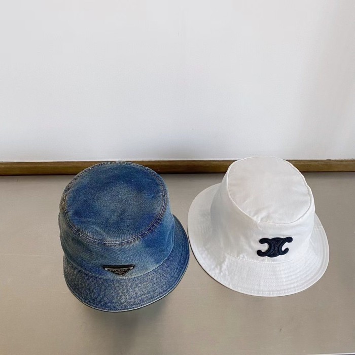Streetwear Hat Prada 329404