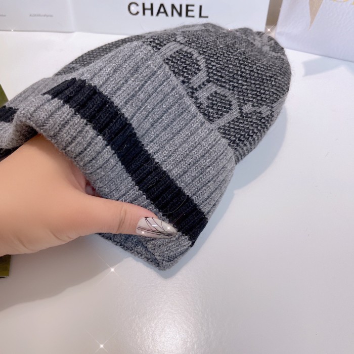 Streetwear Hat Gucci 329384