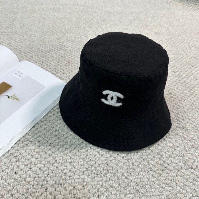 Streetwear Hat Chanel 329332