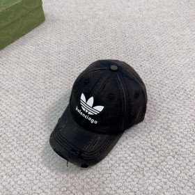 Streetwear Hat balenciaga 329329