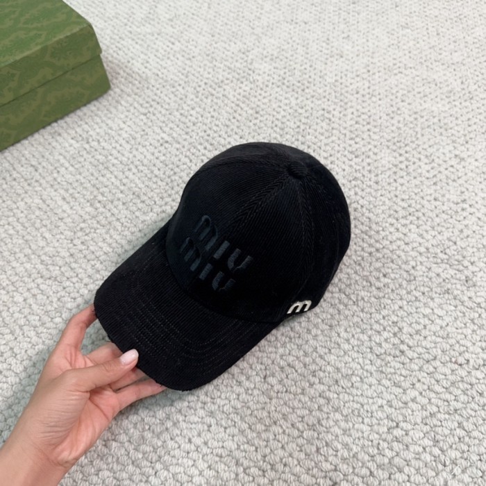 Streetwear Hat Miu 329310
