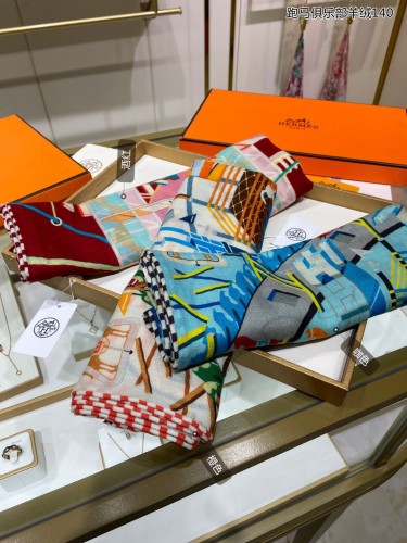 Streetwear Scarf  Hermes 329283 SIZE140cm*140cm