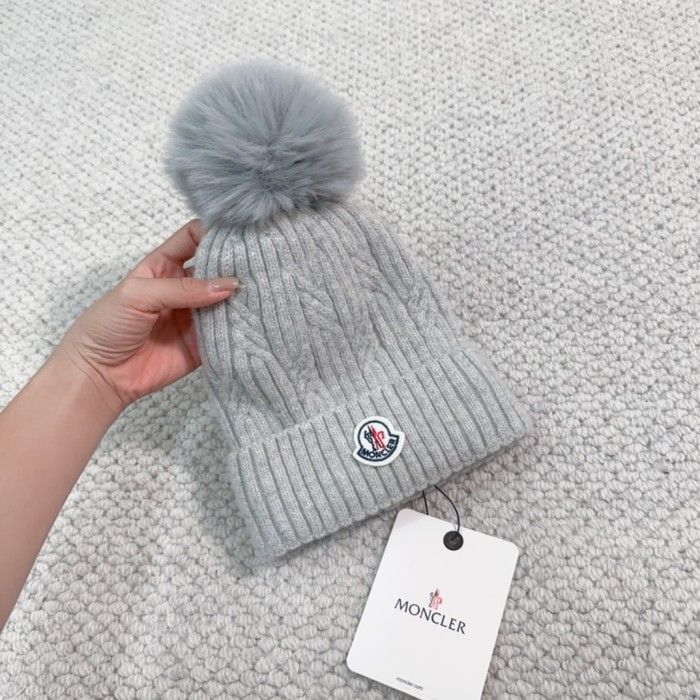 Streetwear Hat Moncler 329305
