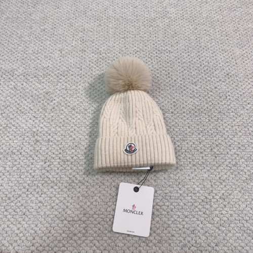Streetwear Hat Moncler 329304