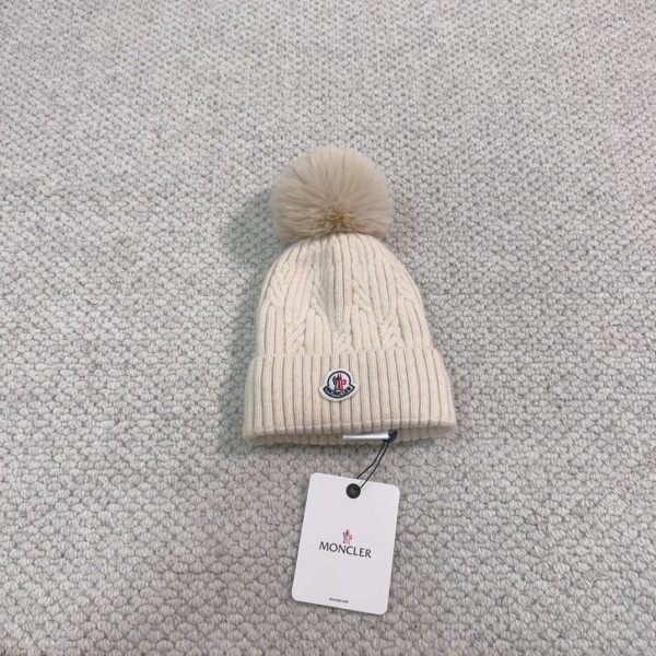 Streetwear Hat Moncler 329304