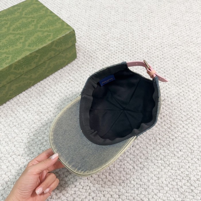 Streetwear Hat LV 329307