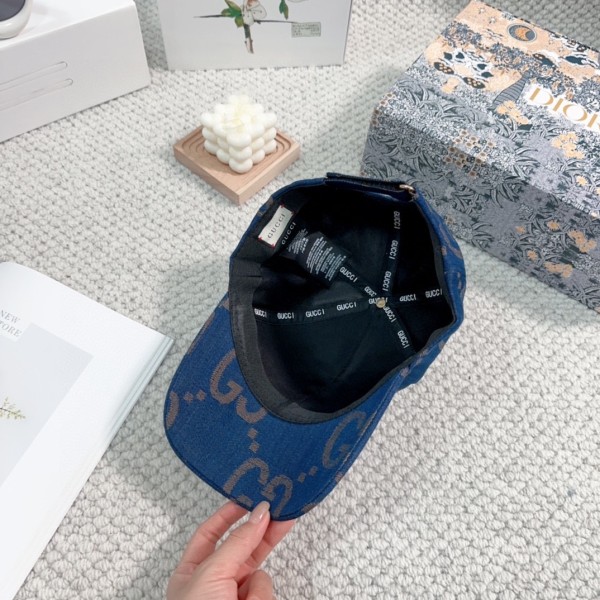 Streetwear Hat Gucci 329324