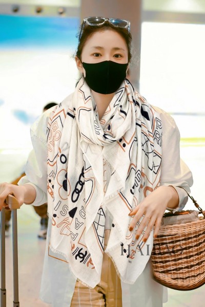 Streetwear Scarf CHANEL 329298 SIZE:200*110cm