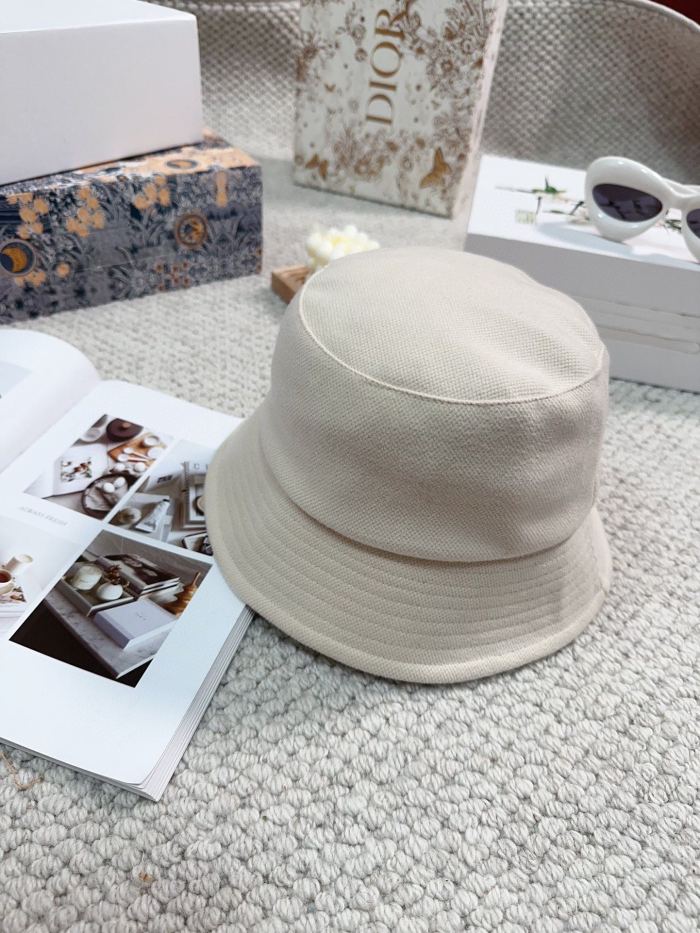 Streetwear Hat Prada 329301