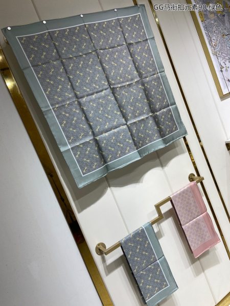 Streetwear Scarf GUCCI 329215 SIZE:90cm*90cm