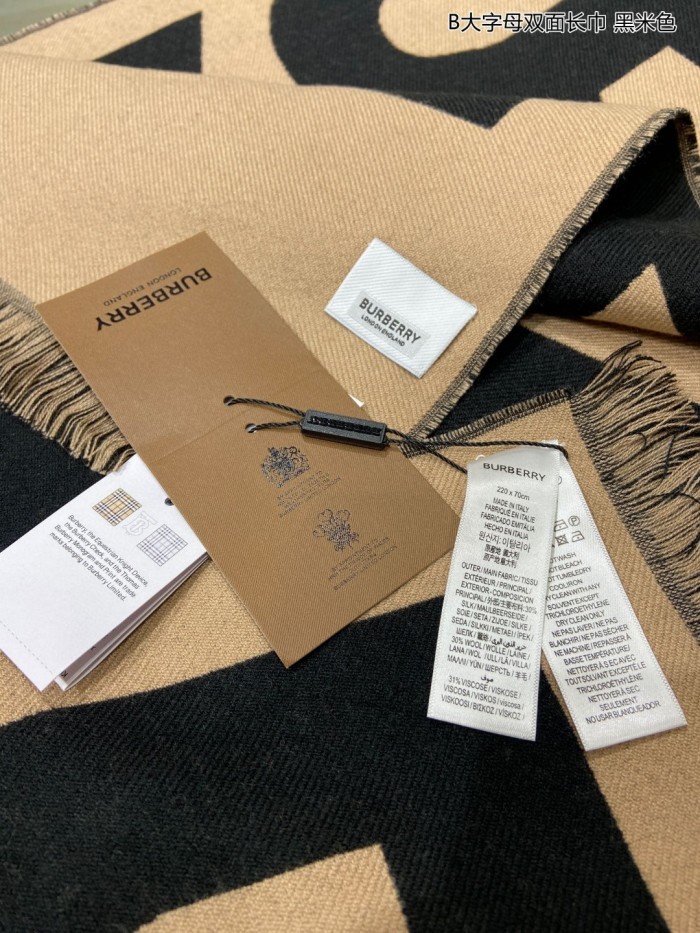 Streetwear Scarf BURBERRY 329245 size：180*70CM