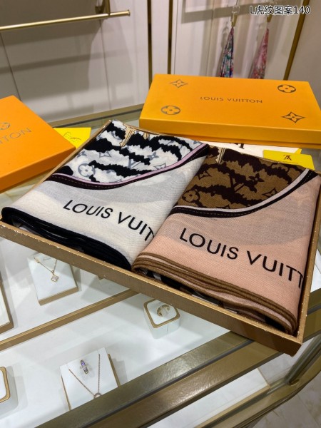 Streetwear Scarf LV 329235 SIZE:140*140cm