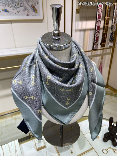 Streetwear Scarf GUCCI 329215 SIZE:90cm*90cm