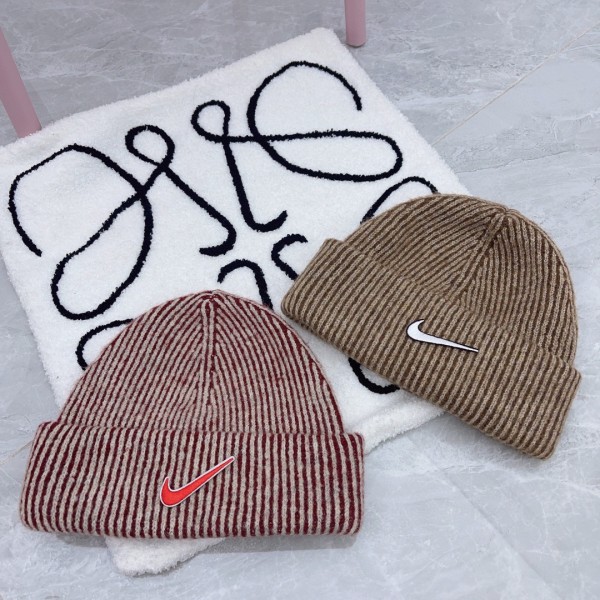 Streetwear Hat Nike 329154