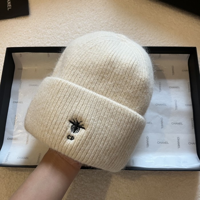 Streetwear Hat DIOR 329188