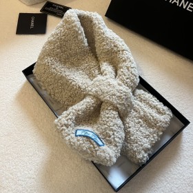 Streetwear Scarf miumiu  329194 