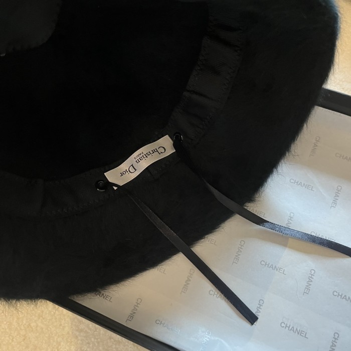 Streetwear Hat DIOR 329192