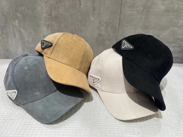 Streetwear Hat PRADA  329163