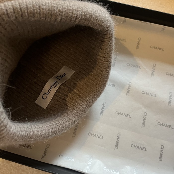 Streetwear Hat DIOR 329189