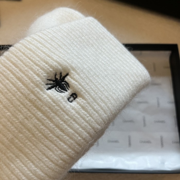 Streetwear Hat DIOR 329191