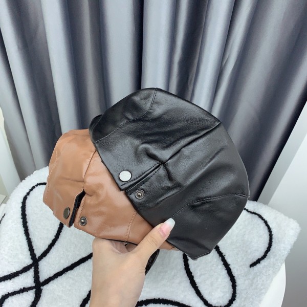 Streetwear Hat Prada  329160