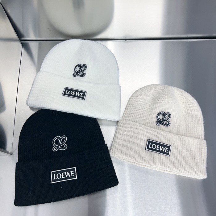 Streetwear Hat LOEWE 329143