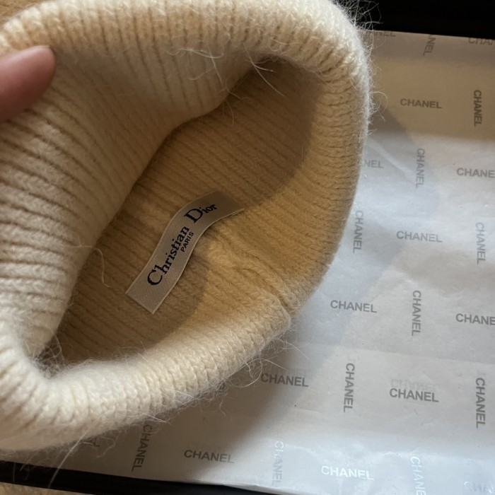 Streetwear Hat DIOR 329188