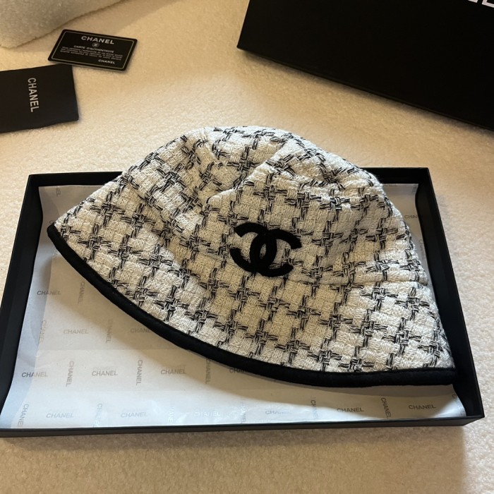 Streetwear Hat Chanel 329185