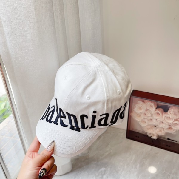 Streetwear Hat balenciaga 329165