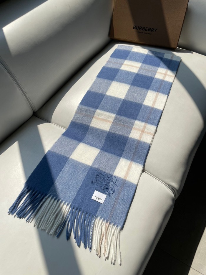 Streetwear Scarf Burberry 329088 size:180*35cm