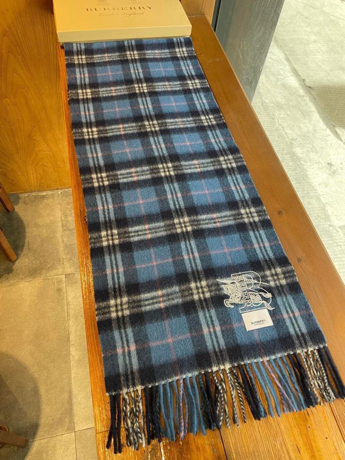 Streetwear Scarf Burberry 329086 size:180*35cm