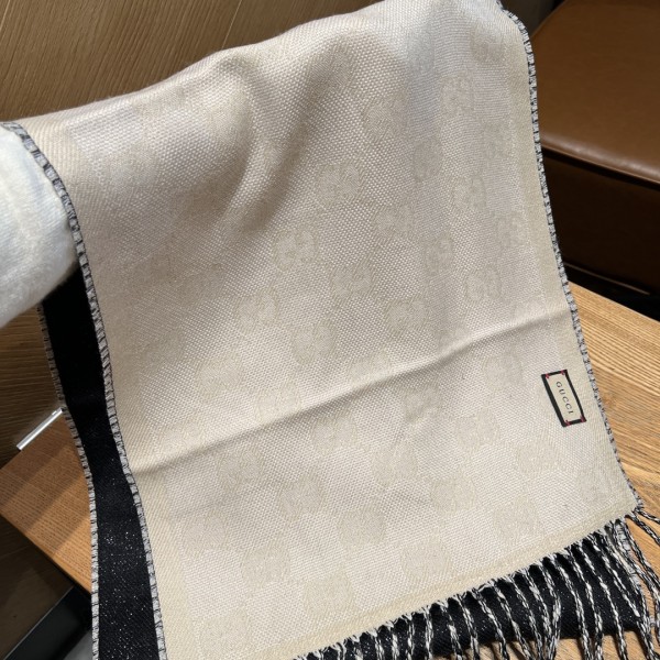 Streetwear Scarf GUCCI 329102 SIZE:34*195cm