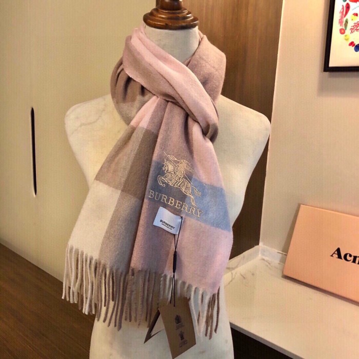 Streetwear Scarf Burberry 329073 size:180*35cm