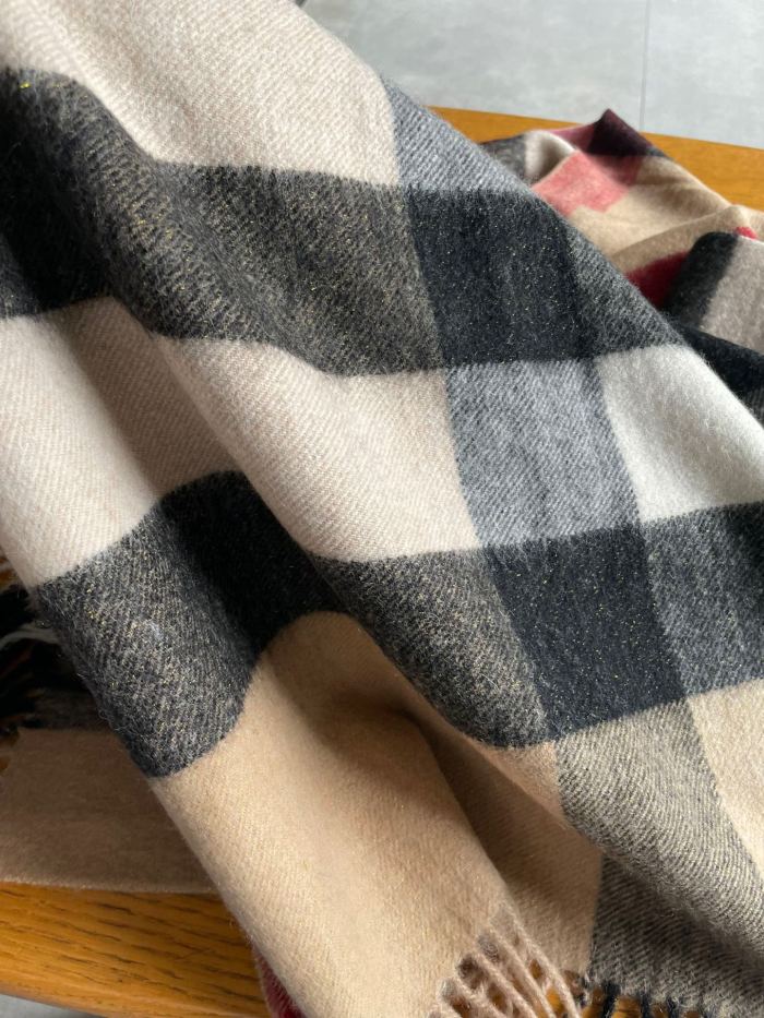 Streetwear Scarf Burberry 329083 size:70*200cm