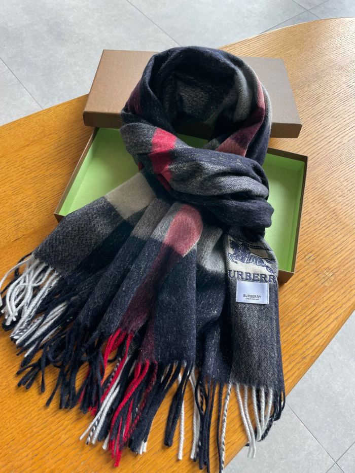 Streetwear Scarf Burberry 329084 size:70*200cm