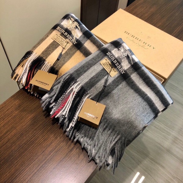 Streetwear Scarf Burberry 329074 size:70X200cm
