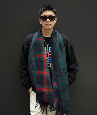 Streetwear Scarf GUCCI 329111 SIZE:45*170cm