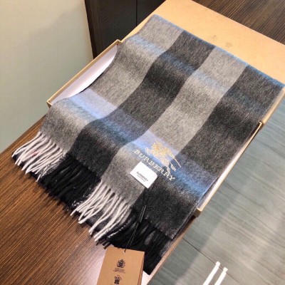 Streetwear Scarf Burberry 329072 size:32*180cm