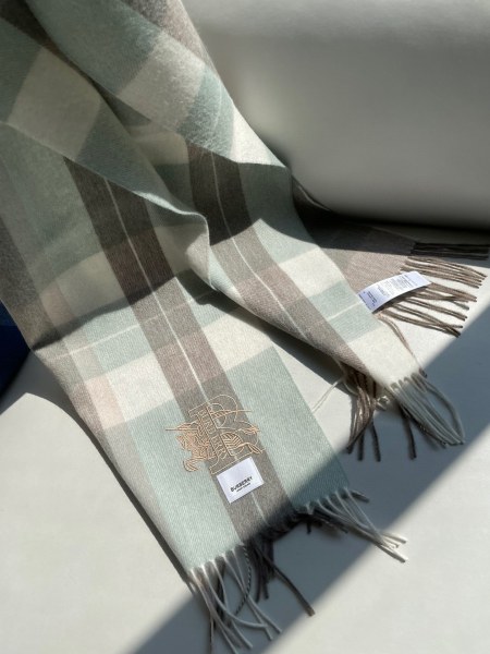 Streetwear Scarf Burberry 329089 size:180*35cm