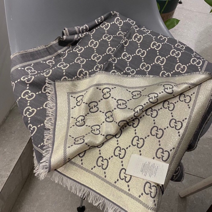 Streetwear Scarf GUCCI 329110 SIZE:45*195cm