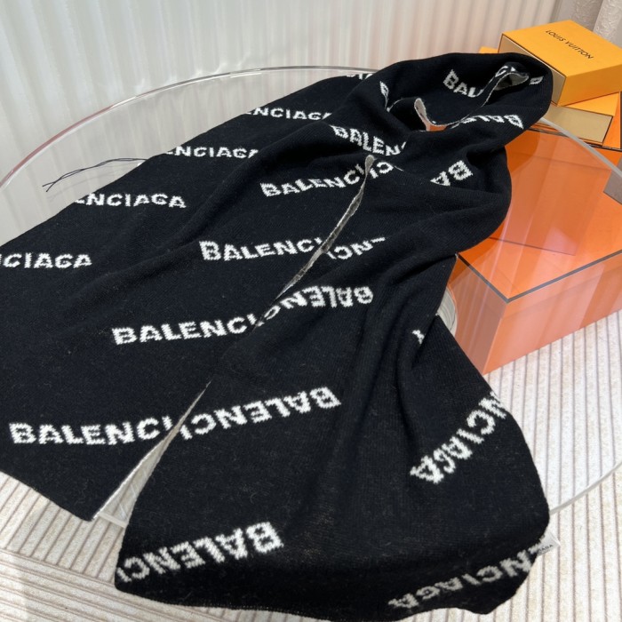 Streetwear Scarf BURBERRY  329108 size:35*200cm