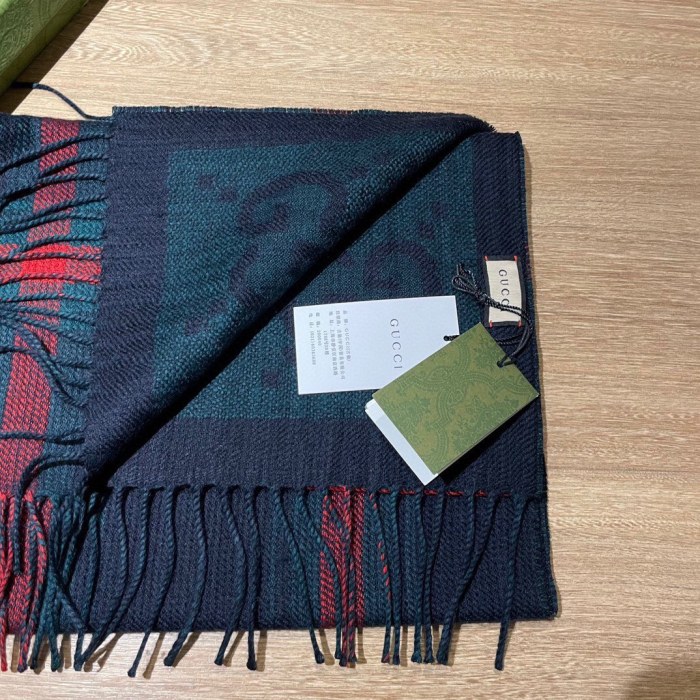 Streetwear Scarf GUCCI 329111 SIZE:45*170cm