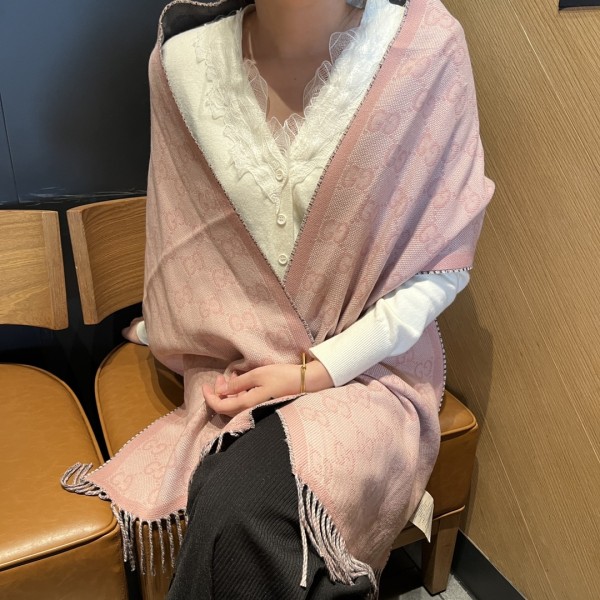 Streetwear Scarf GUCCI 329101 SIZE:90cm*90cm