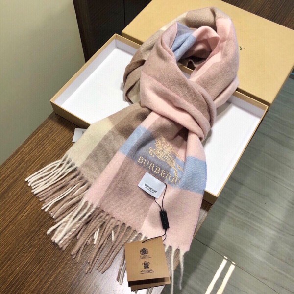 Streetwear Scarf Burberry 329073 size:180*35cm
